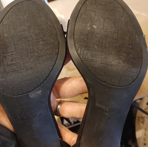 Ladies Black Fabric Unisa High Heels Shoes - Picture 4 of 9